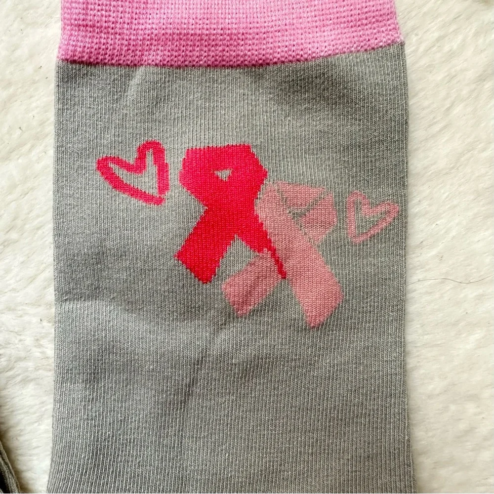 Breast Cancer Support Awareness Socks NWOT